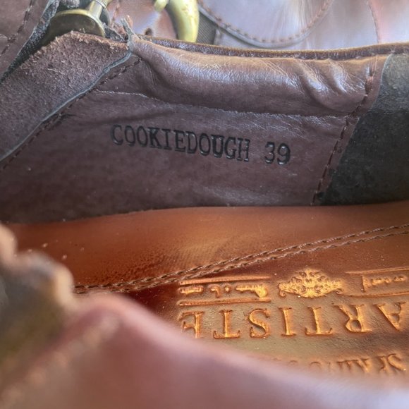 L'Artiste Spring Step Brown Leather Shoes - Picture 7 of 7